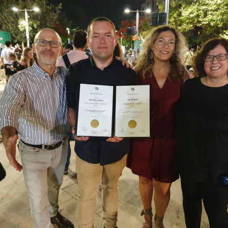 Remise de diplômes, 2022. Dr Maxim Lengo reçoit son diplôme
